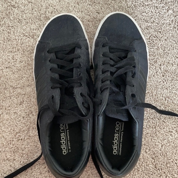 ADIDAS Men’s Daily 2.0 Sneakers size 10